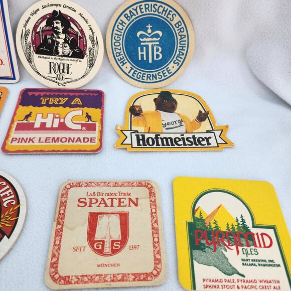 LOT Of 26 Coasters Craft Brewery Restaurant Cocktail - Leather - Slat - Paper - Picture 3 of 7